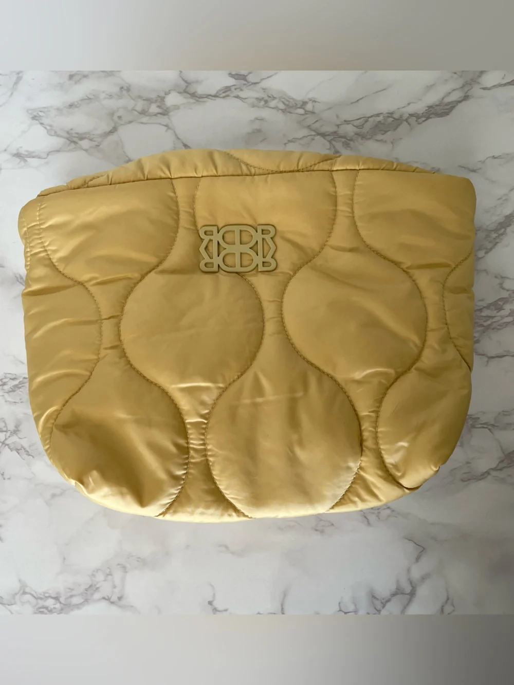 Dé Rococo Quilted Pouch Mustard Yellow Cosmetic Bag